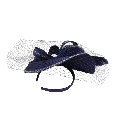 Luxurious Headpiece with Net Veil - Image 13